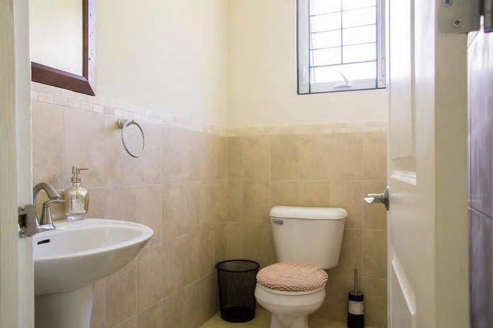 New Kingston Guest Apt At Sonoma Estate 外观 照片